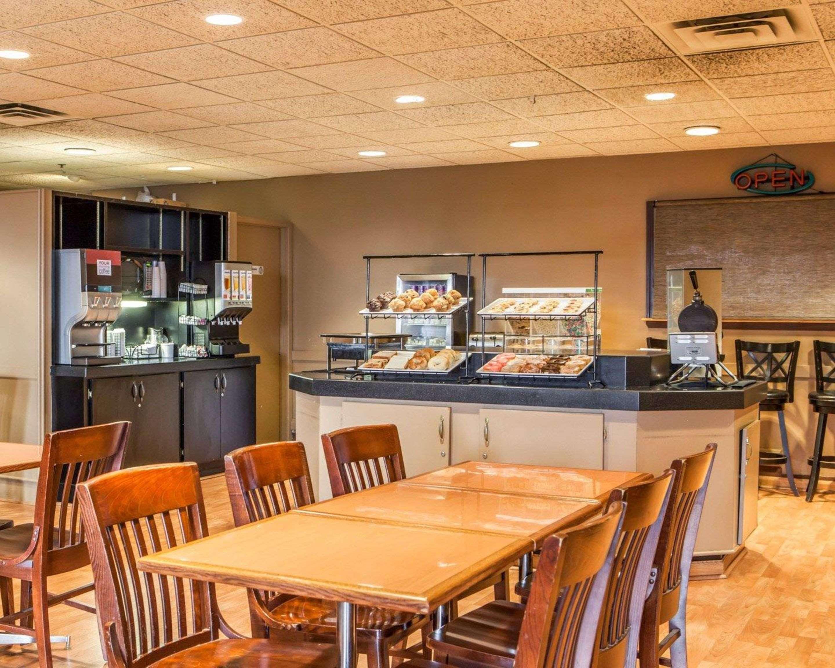 Quality Inn & Suites Orland Park - Chicago المظهر الخارجي الصورة
