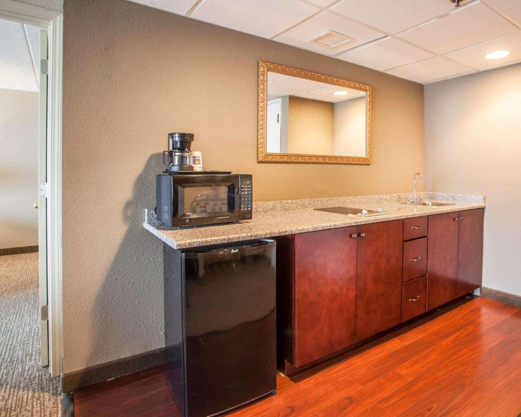 Quality Inn & Suites Orland Park - Chicago المظهر الخارجي الصورة
