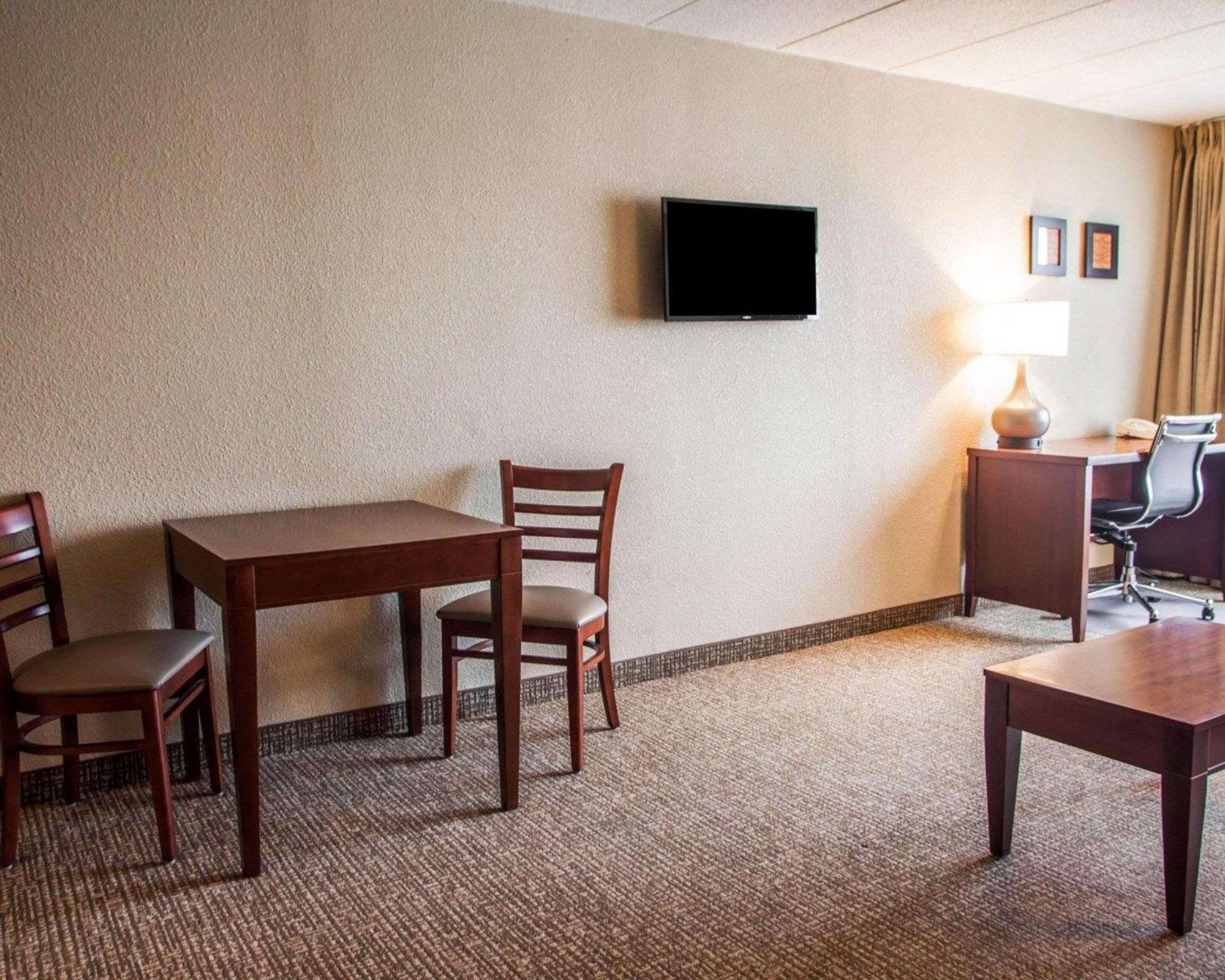 Quality Inn & Suites Orland Park - Chicago المظهر الخارجي الصورة